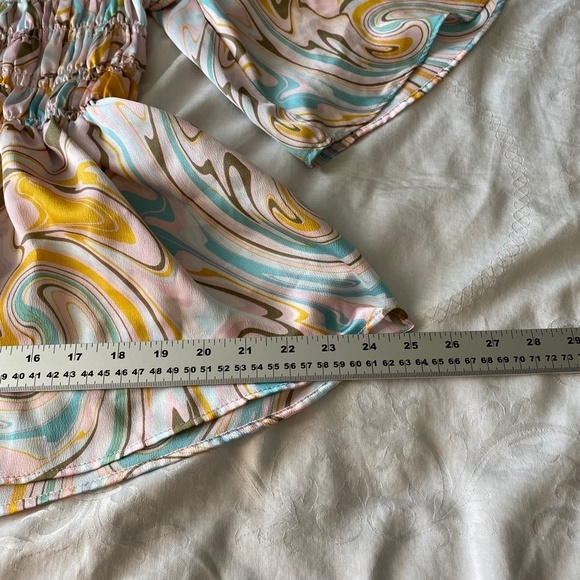 Chenault Women's Abstract Pastel Splash Off Shoulder Bell Sleeve Flared Blouse M - Picture 15 of 16